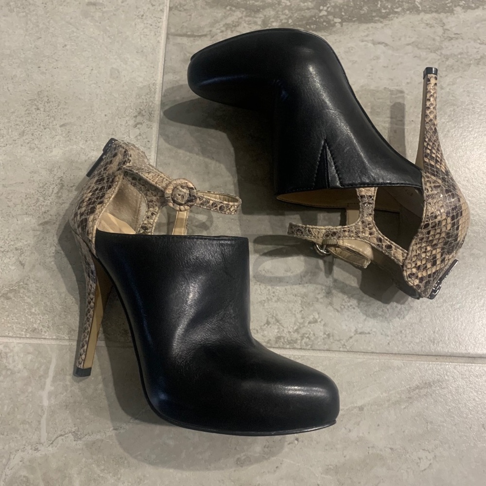 Enzo Angiolini - Yours Only Booties